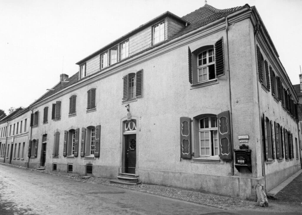 Textilmuseum (Ostseite) im Jahre 1939 (Quelle: Der Oberbürgermeister, Stadtarchiv Krefeld)