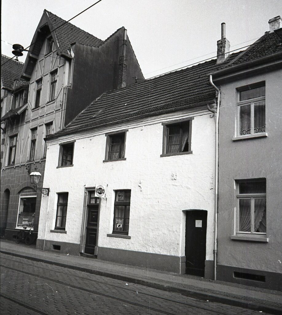 Rheinbabenstr. 103 im Jahre 1939 (Quelle: Der Oberbürgermeister, Stadtarchiv Krefeld)